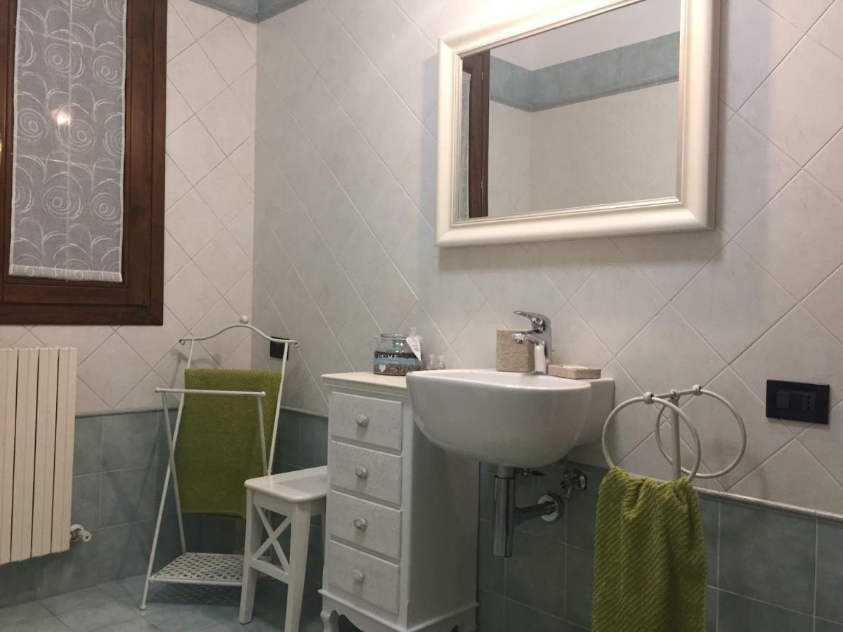 A Casa Di Laura Bed and Breakfast Occhiobello Buitenkant foto
