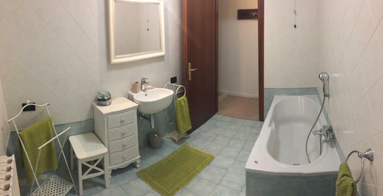 A Casa Di Laura Bed and Breakfast Occhiobello Buitenkant foto