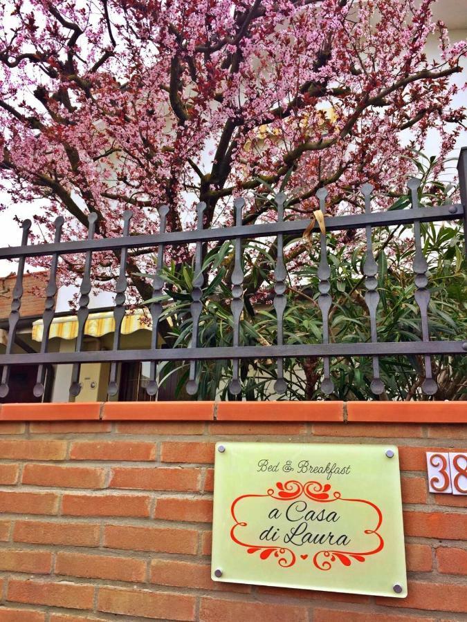 A Casa Di Laura Bed and Breakfast Occhiobello Buitenkant foto